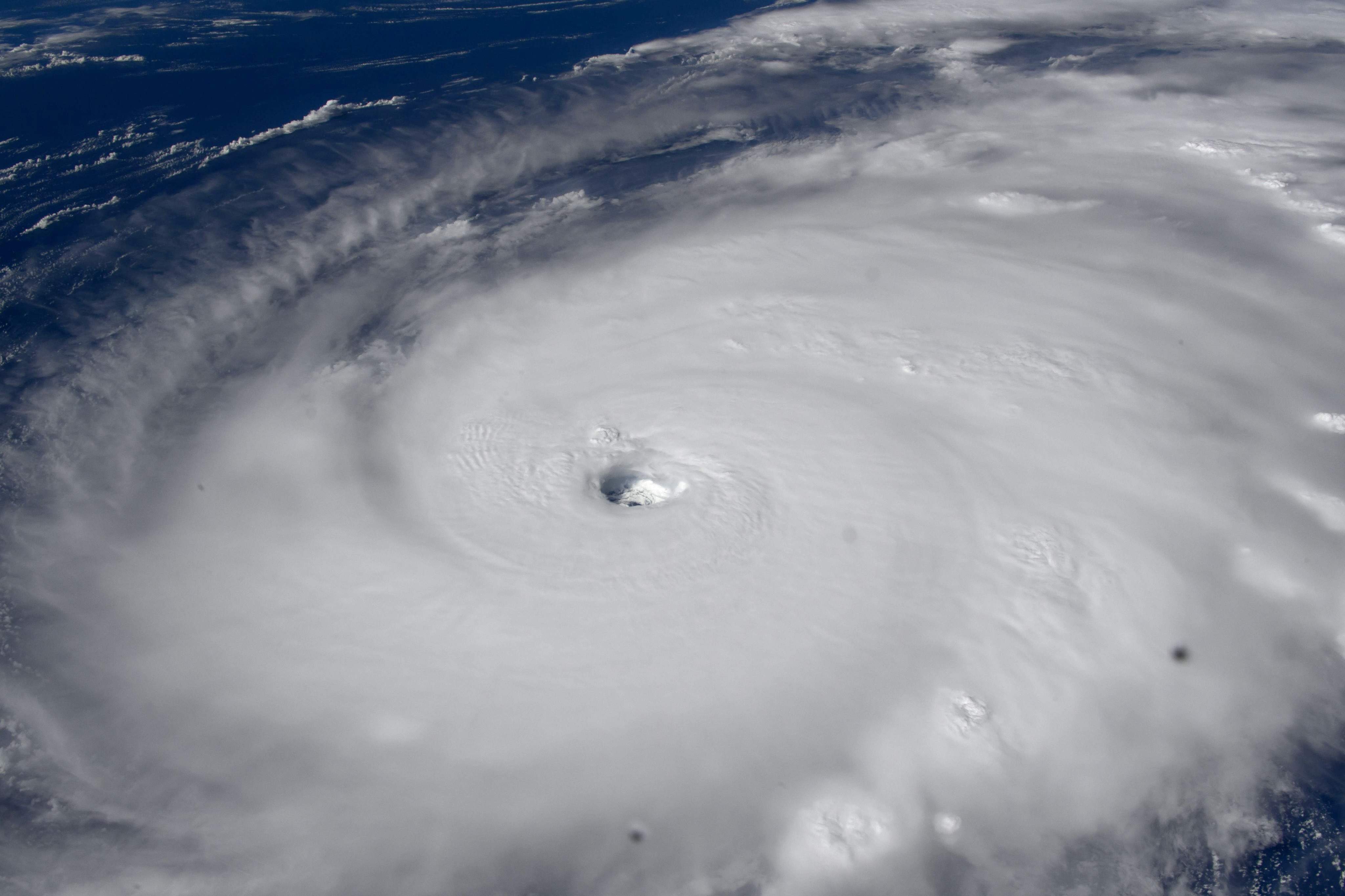 L'huracà Gabrielle arribarà a la Península com a borrasca extratropical: com afectarà Catalunya?