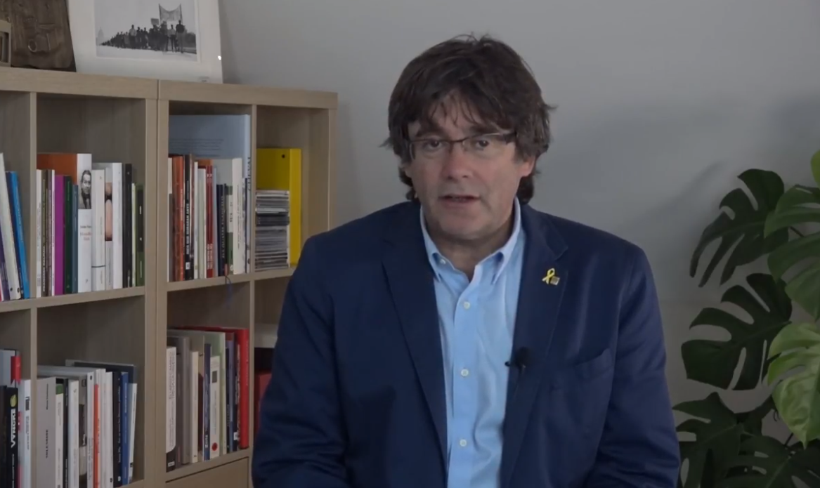 Puigdemont insta l'independentisme a renovar el seu compromís: "La República és a les nostres mans"
