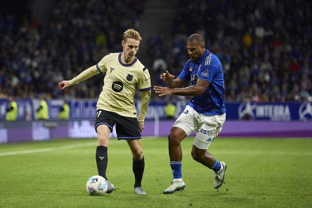 Frenkie de Jong Salomón Rondón Oviedo Barça / Foto: Europa Press Frenkie de Jong Salomón Rondón Oviedo Barça / Foto: Europa Press