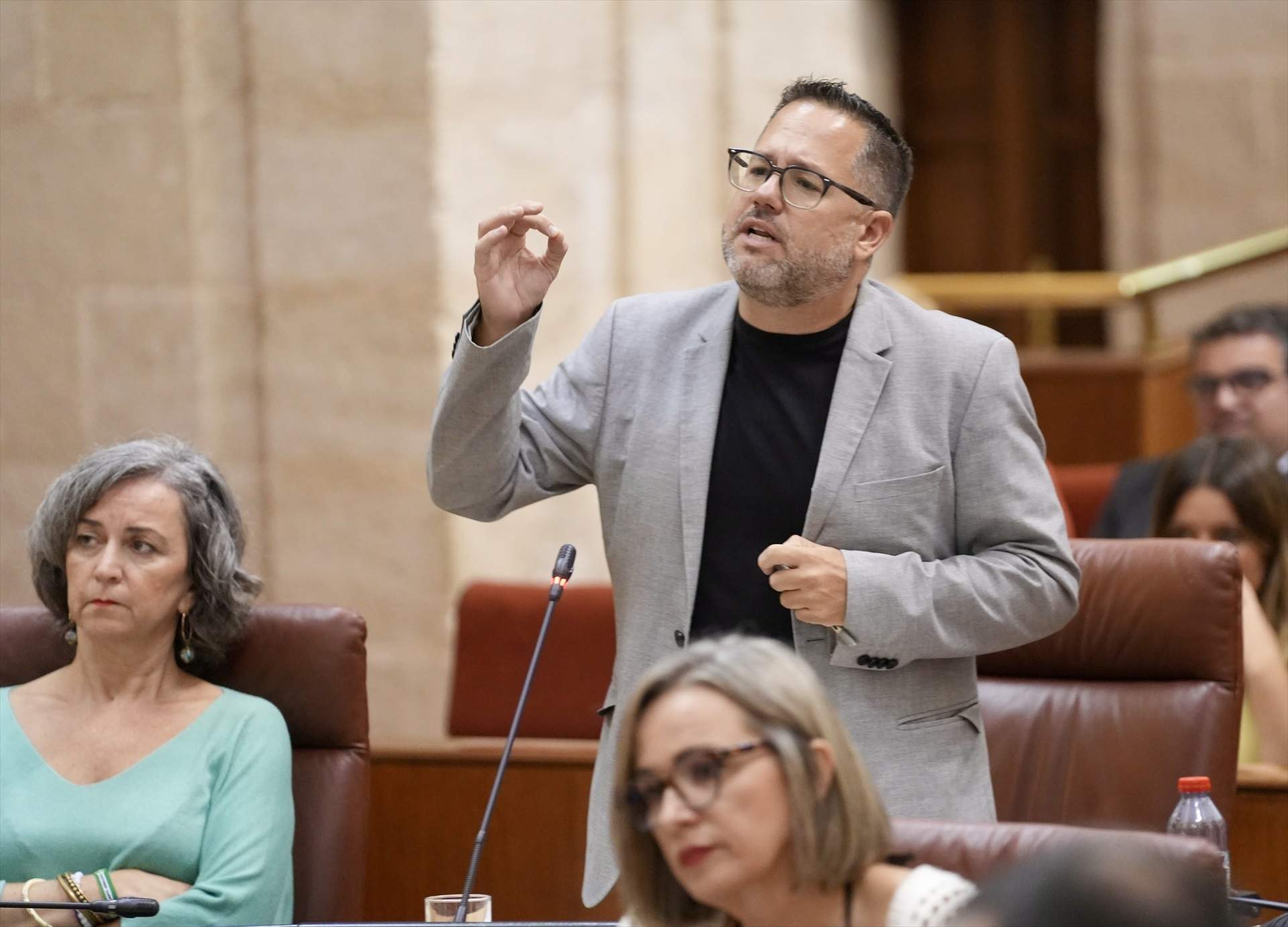 Adelante Andalucía carga contra Turull por criticar las ayudas a mascotas: "Eres un facha catalán"