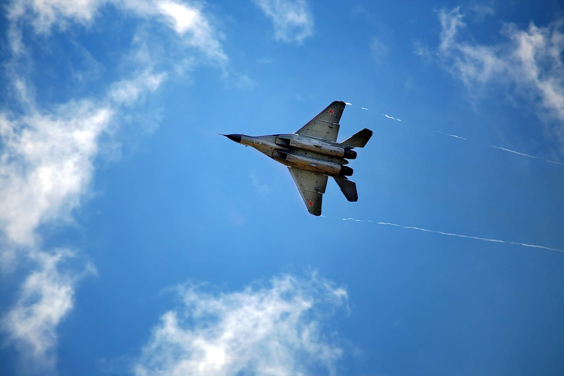 Nou test de Rússia a l'OTAN: interceptats cinc caces a prop de l'espai aeri de Lituània