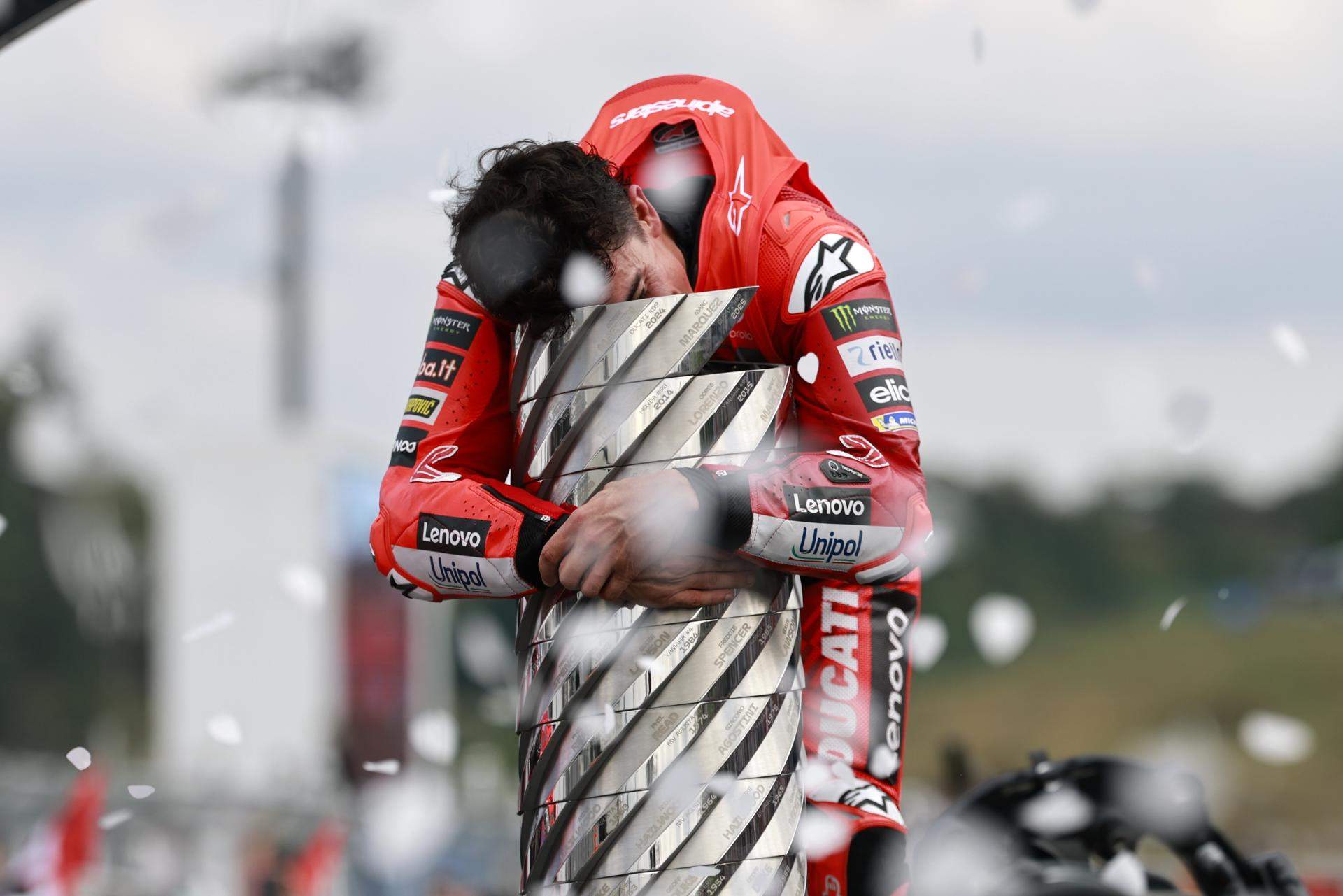 La llegenda Marc Márquez es fa un lloc entre noms com Michael Jordan o Muhammad Ali