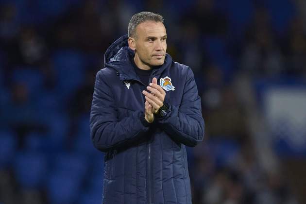 EuropaPress 6980291 sergio francisco head coach of real sociedad reacts during the laliga ea