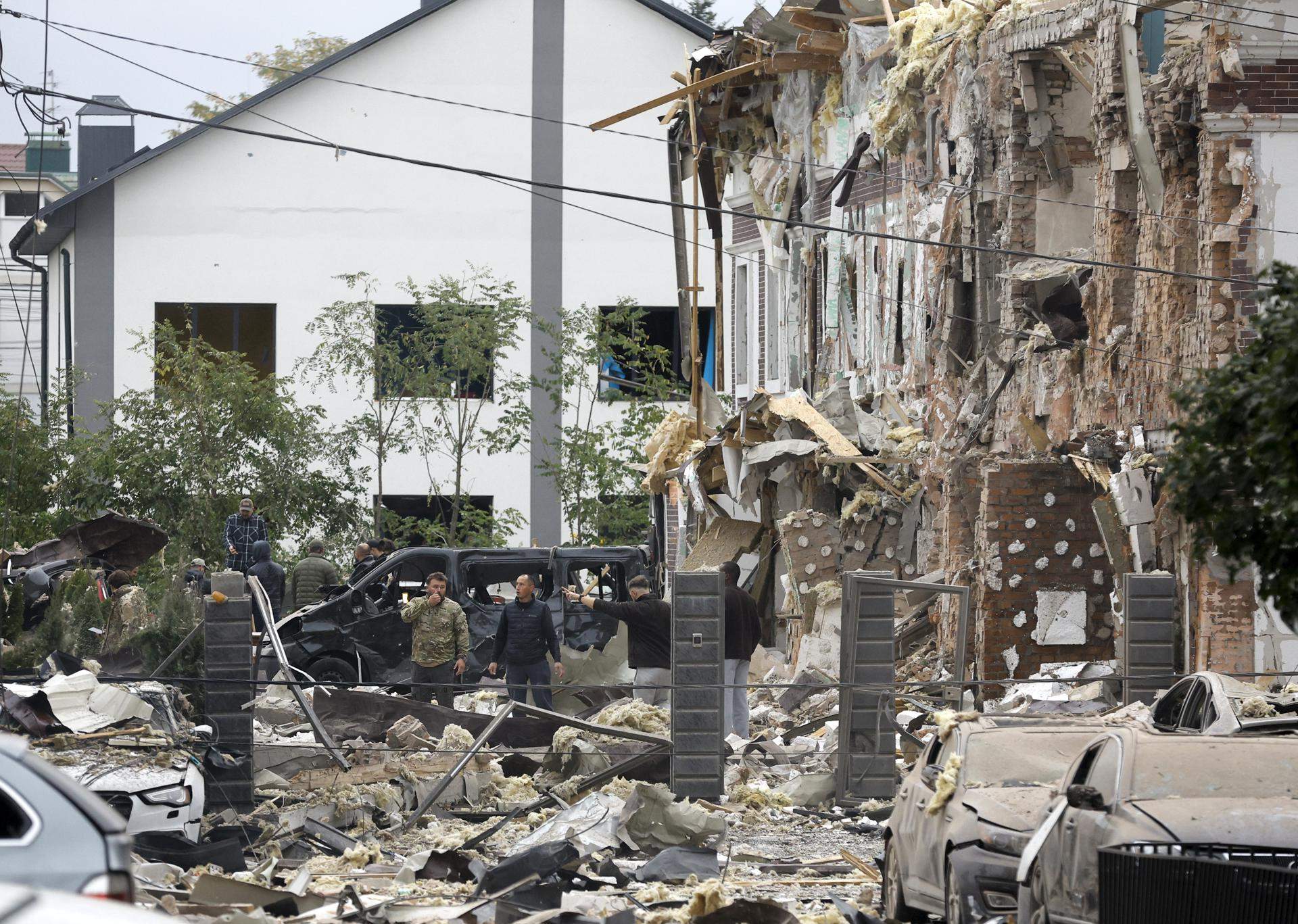 Rusia admite el ataque masivo a Ucrania que ha dejado cuatro muertos pero niega objetivos civiles
