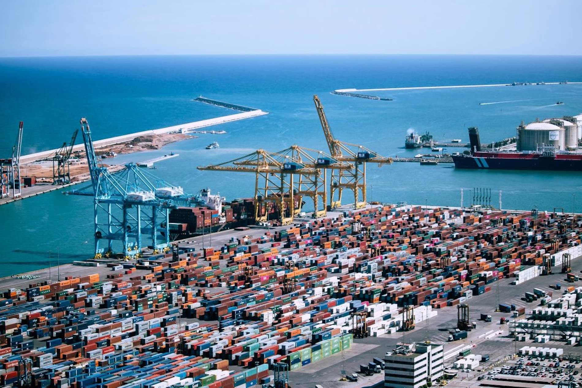 ICER estima que España necesitará más de 90.000 especialistas en comercio exterior