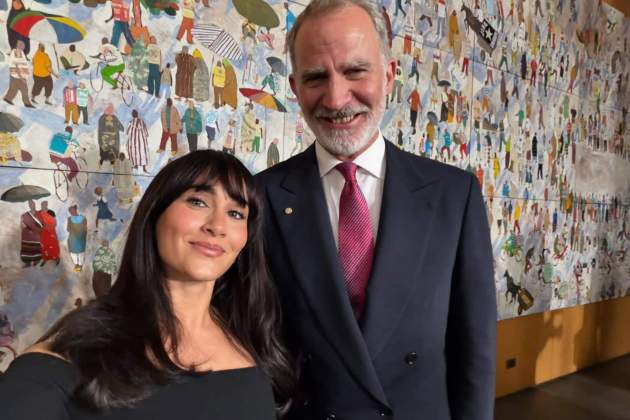 El selfie de Aitana con el rey Felipe   Instagram