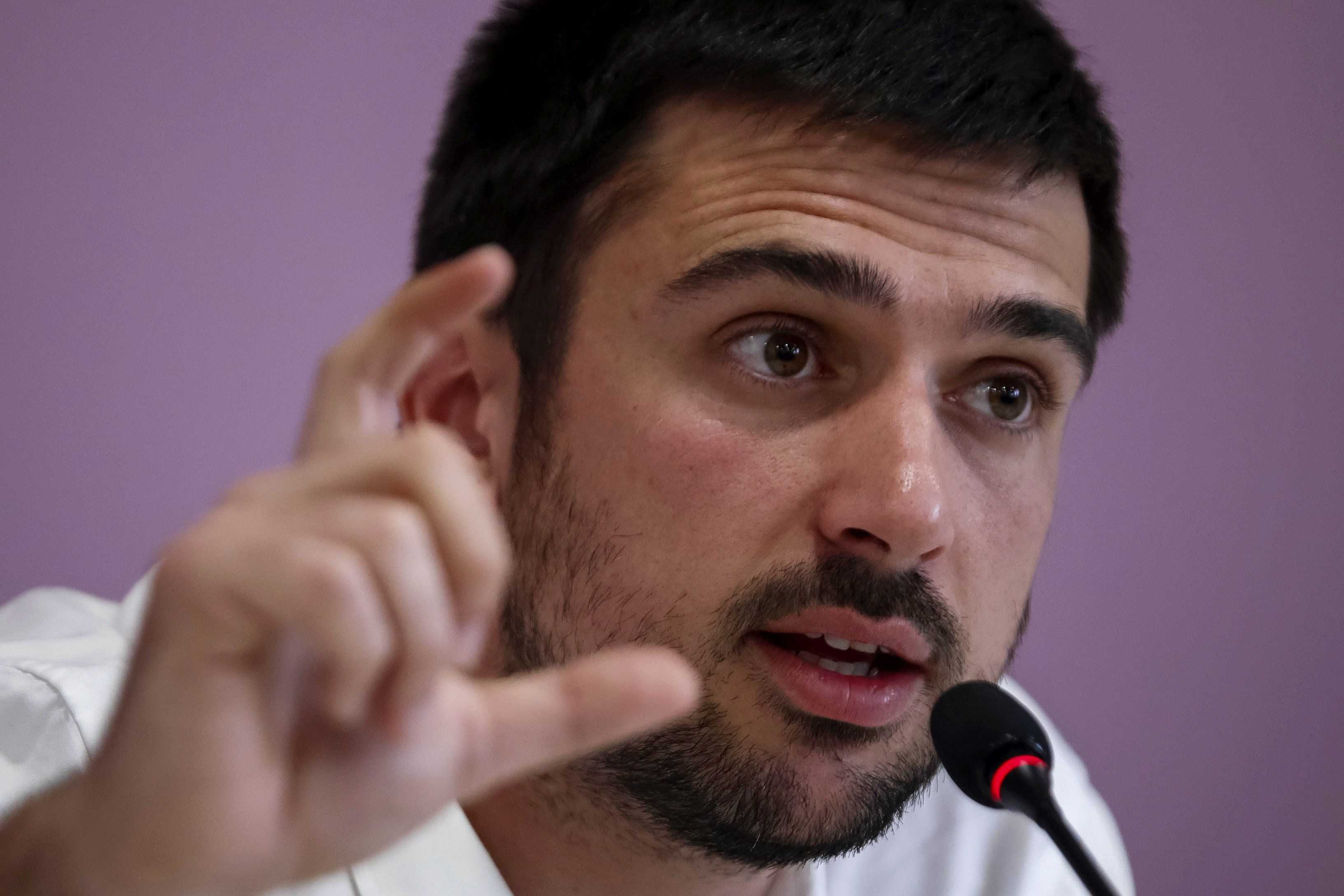 Un senador de Podemos adquirió un piso protegido y lo vendió más caro