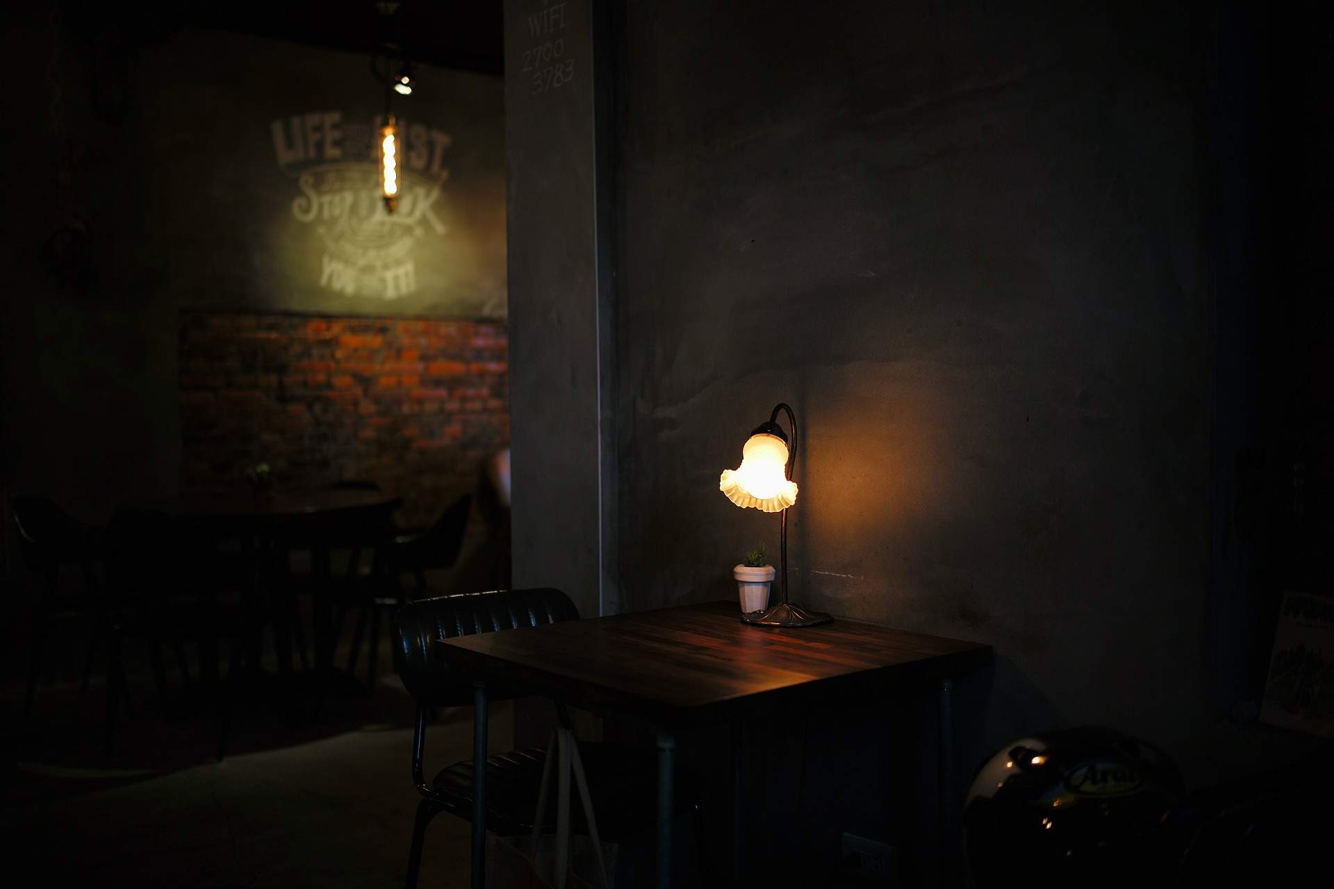 Has menjat mai en un restaurant a les fosques? Prova l'experiència revolucionària d'aquest local