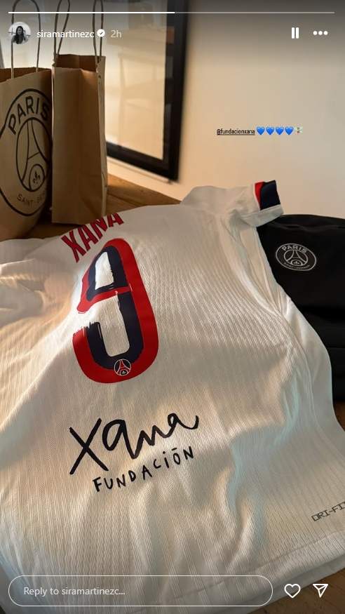 La història de Sira Martínez amb el detall del PSG per Xana / Instagram