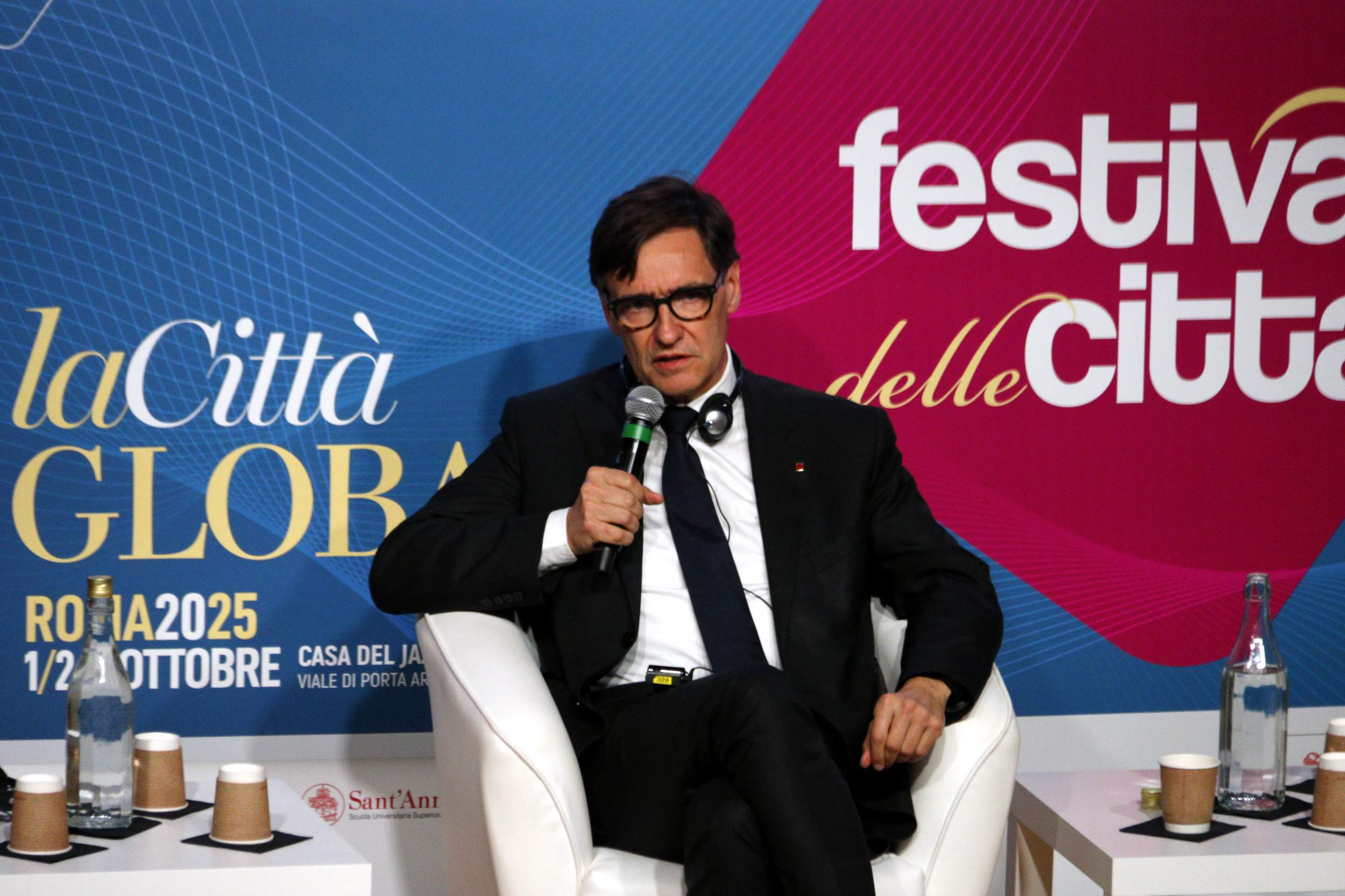 Illa emmarca a Roma el procés en una resposta inadequada a la crisi del 2008 amb enfocaments populistes