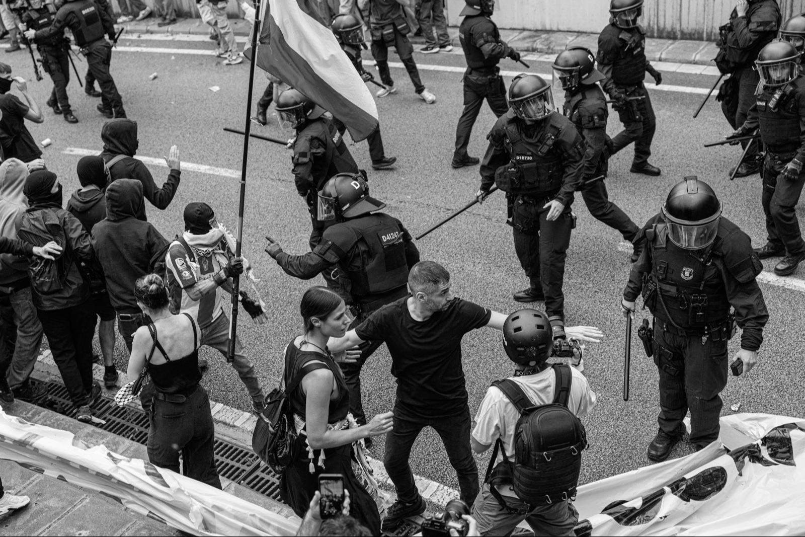 La premsa conservadora arenga la policia al més pur estil 1-O