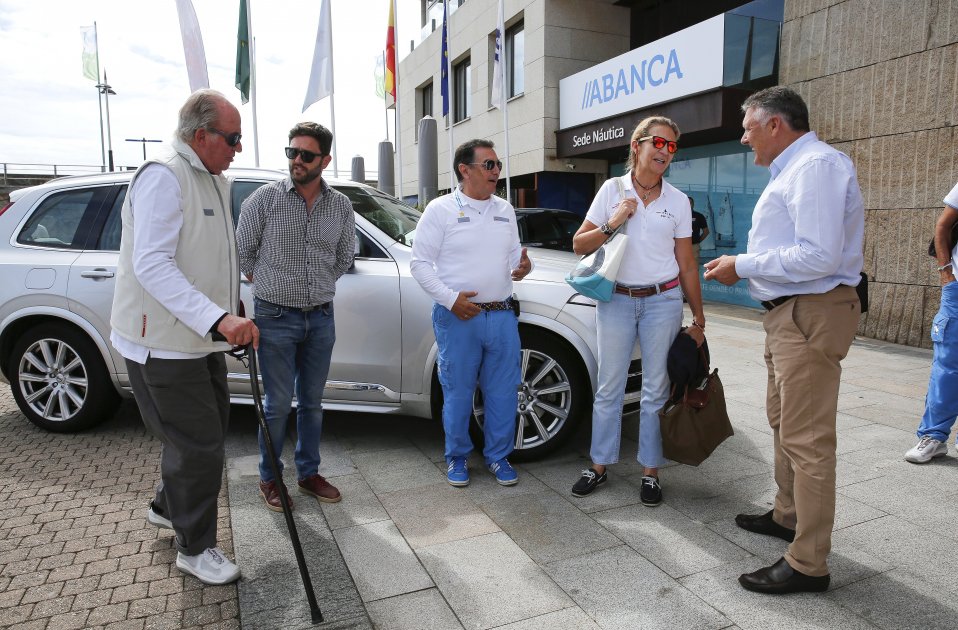 infanta elena y joan carles navegan juntos GTRES