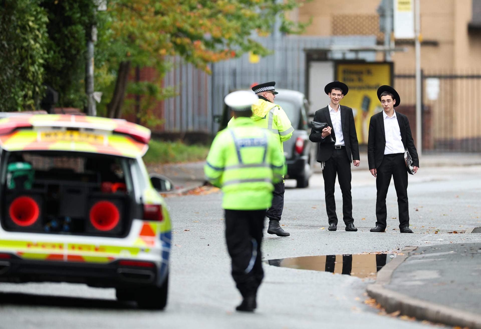 La policia va matar accidentalment una de les dues víctimes de l'atac a la sinagoga de Manchester