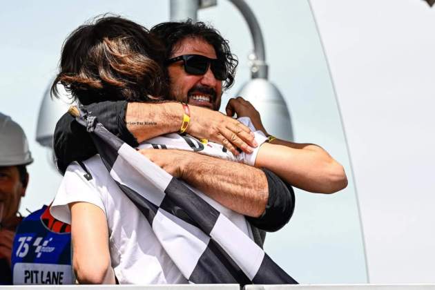 Antonio Orozco i Jan abraçats / Instagram Antonio Orozco i Jan abraçats / Instagram