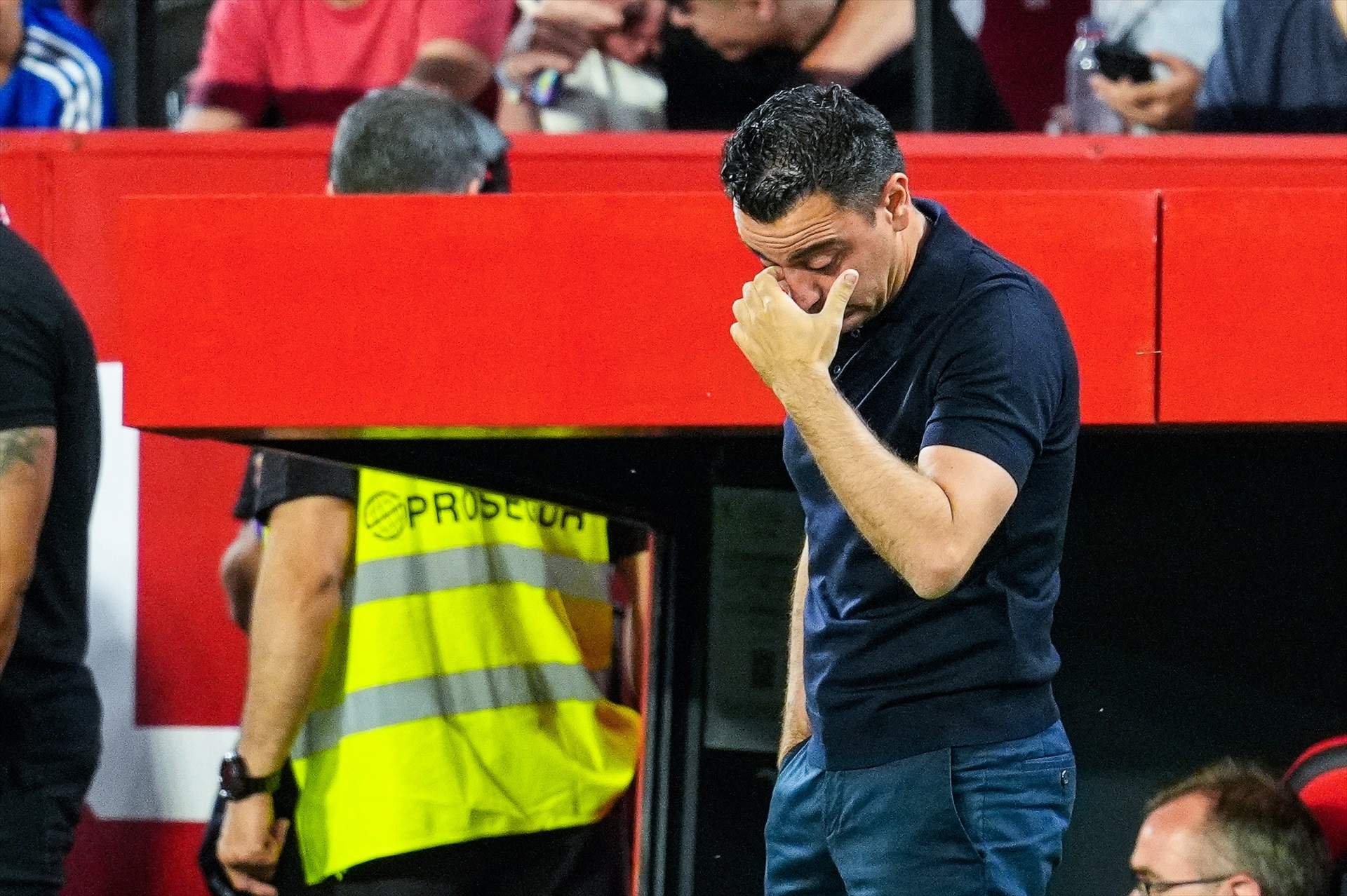 El ego de Xavi Hernández genera tensión con el Barça de Hansi Flick