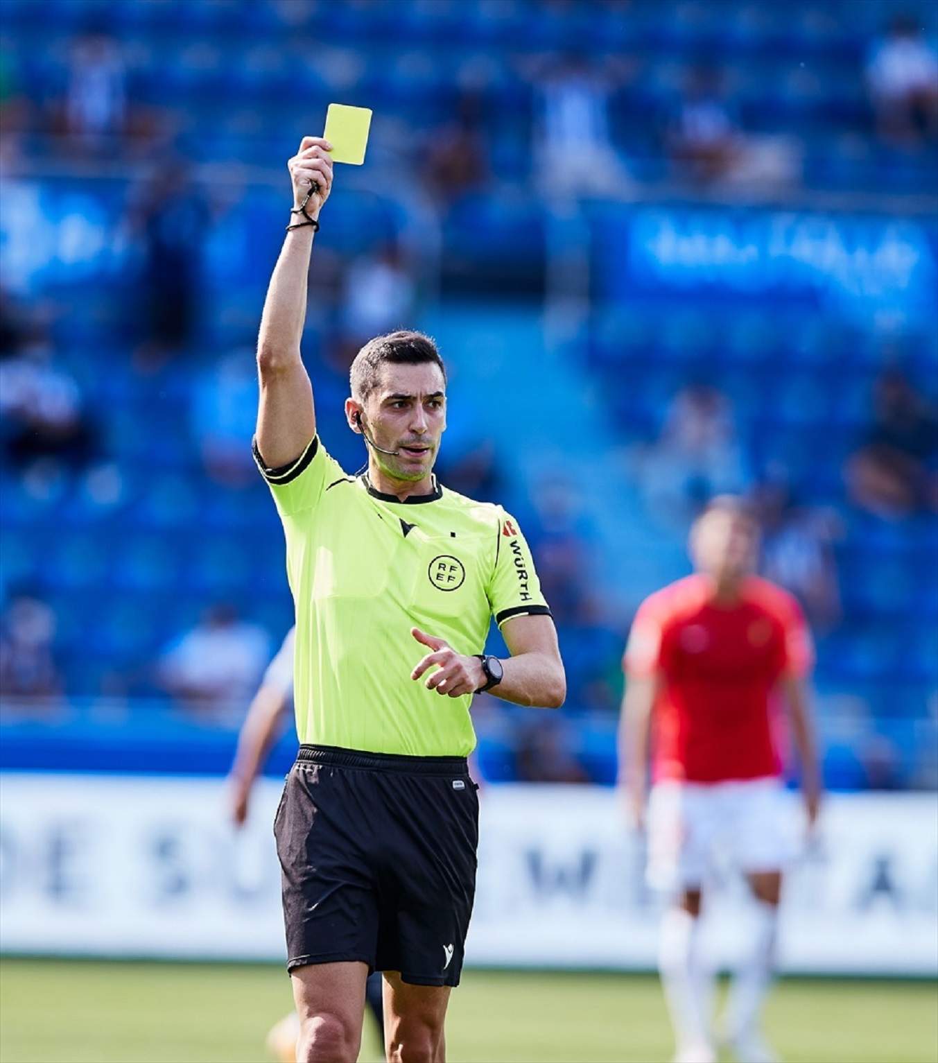 La controvèrsia contra el Barça, servida: Muñiz Ruiz i un penal difícil d'entendre
