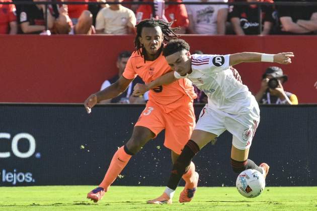 Sevilla Barça Kounde EFE