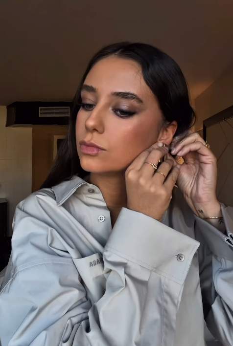 Victoria Federica vistiéndose de Balenciaga / Instagram 