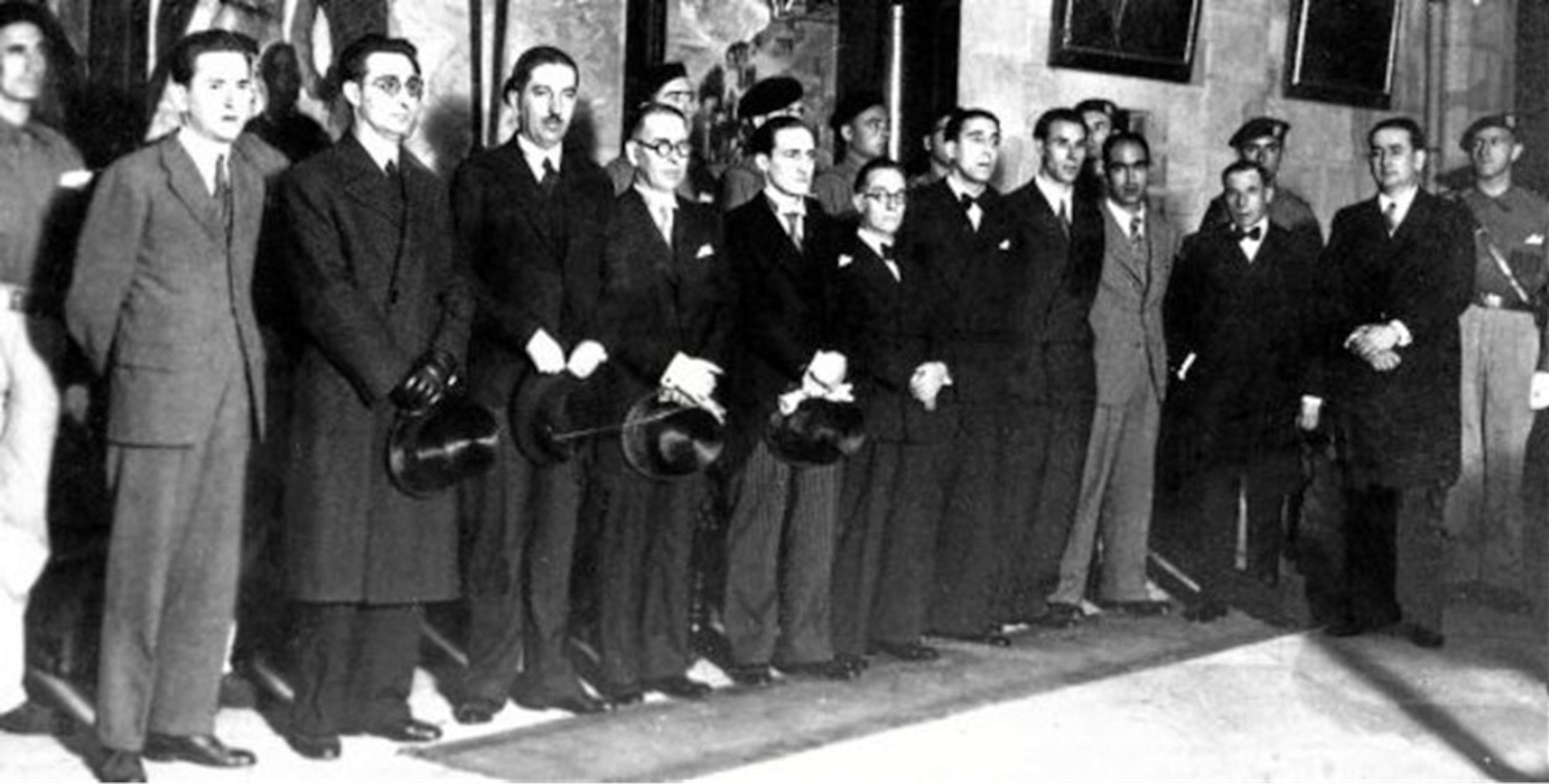 Es constitueix el primer govern contemporani d’Euskadi