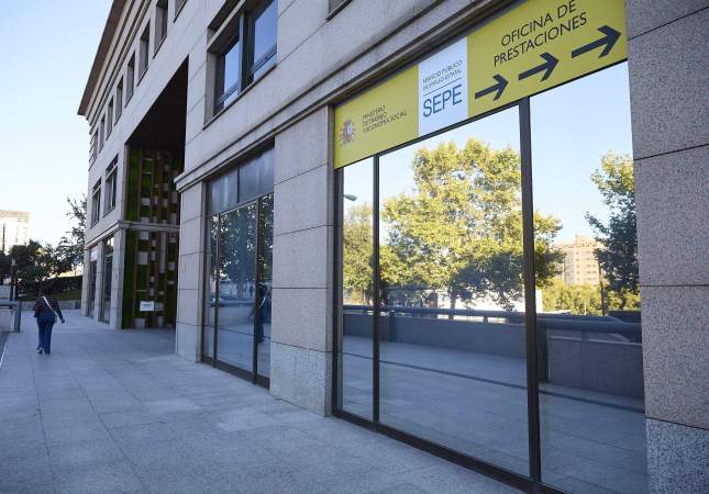 EuropaPress 6996597 oficina sepe octubre 2025 madrid espana paro registrado oficinas servicios