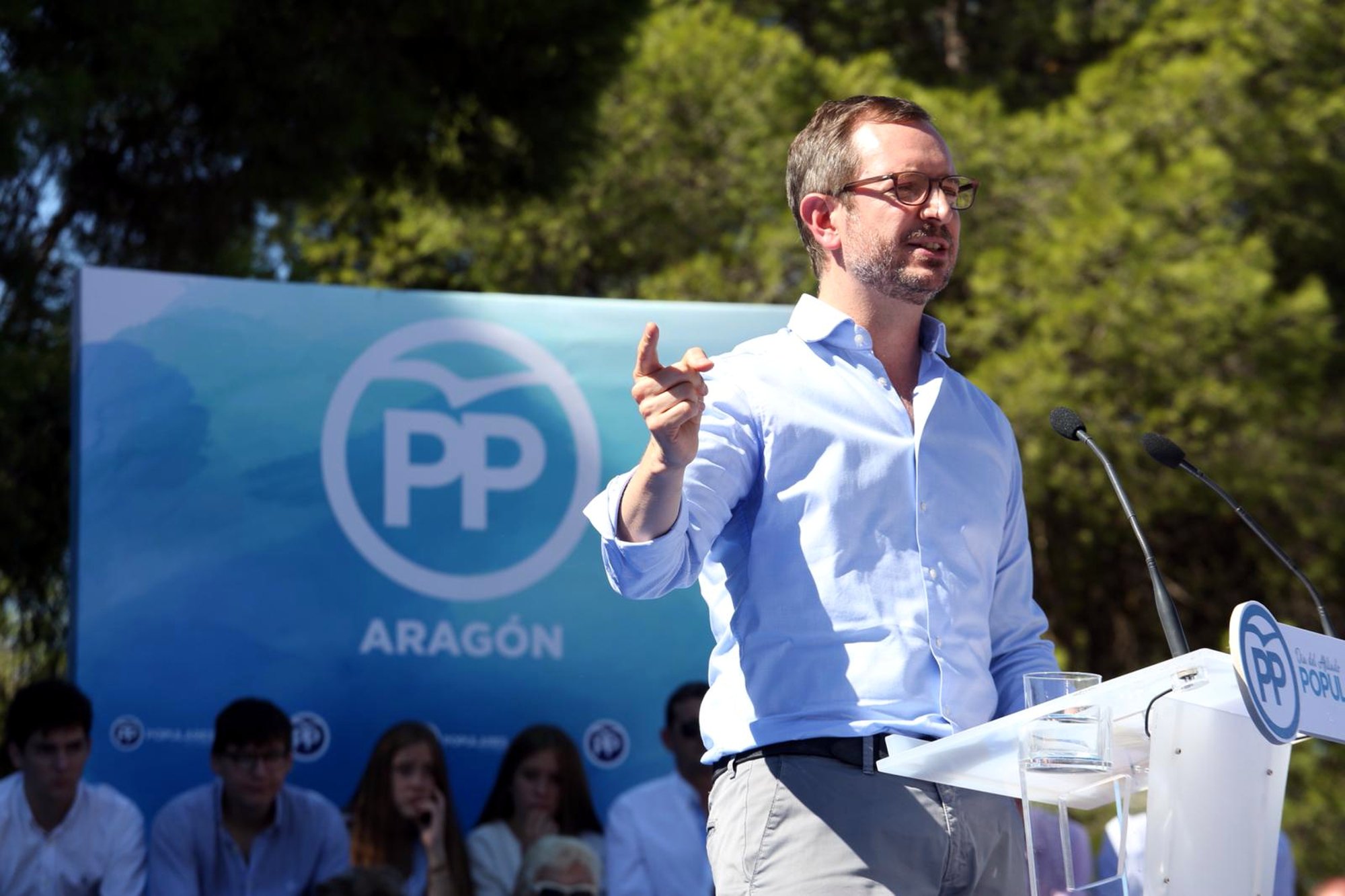 El PP reclama a Pedro Sánchez un 155 "sin complejos" que incluya TV3 y la escuela