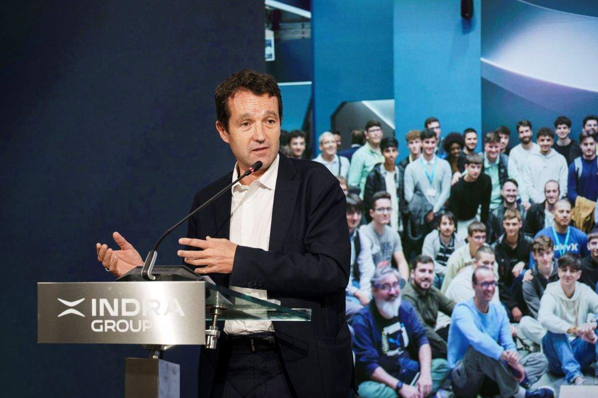 Ángel Escribano, presidente de Indra Group: “La FP y el talento técnico son clave para liderar la indústria"