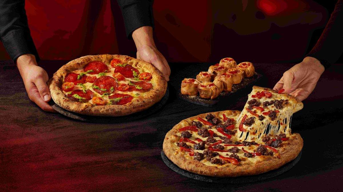Telepizza llança dues noves Mestres amb ingredients espanyols