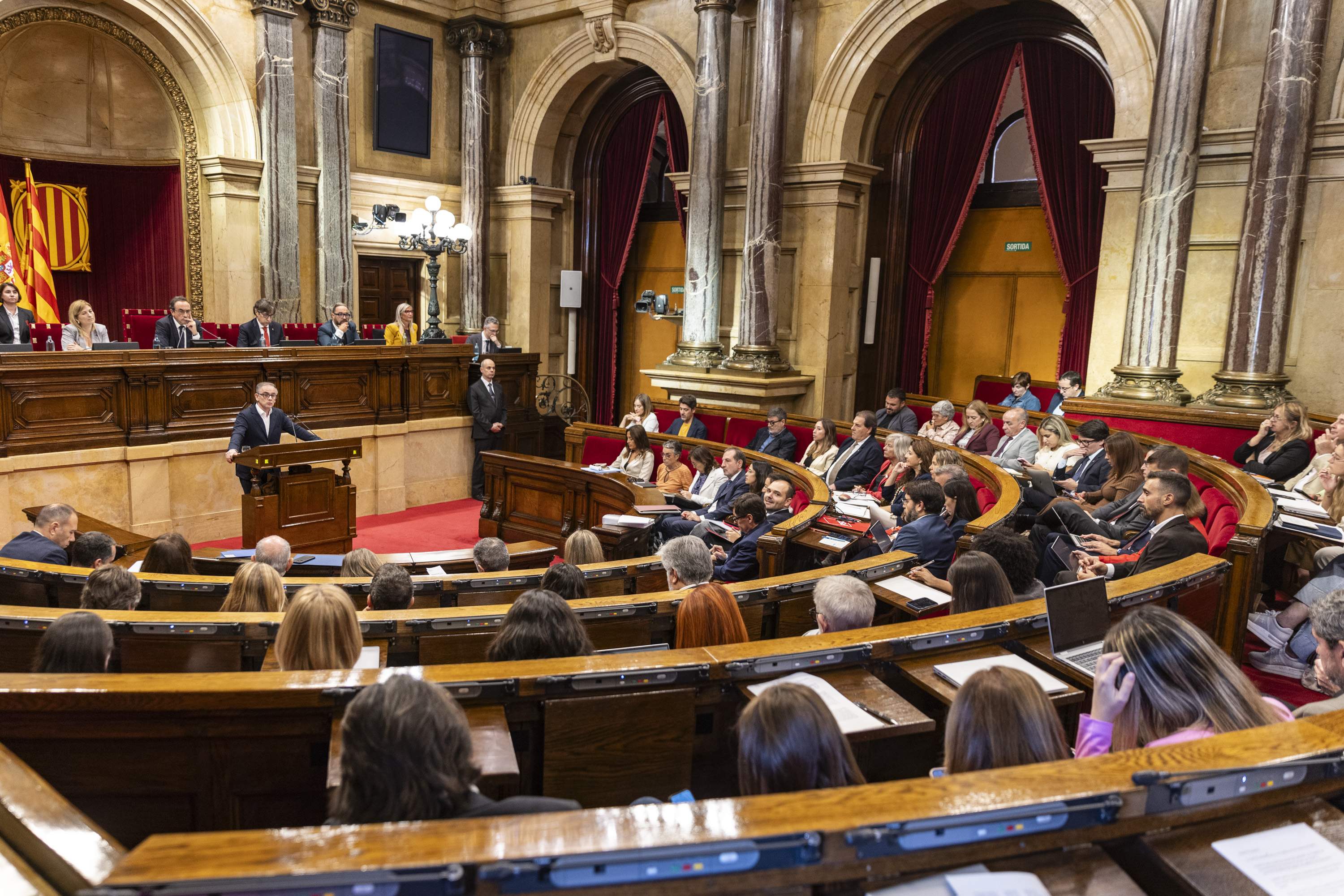 Guiño del PSC a ERC por la financiación: a favor de la ley que el PSOE frena en Madrid