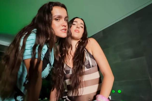 Amaia y Judeline en el videoclip com voce YouTube