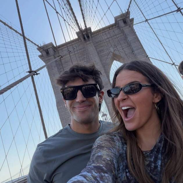 Laura Escanes i Joan Verdú al pont de Brooklyn / Instagram