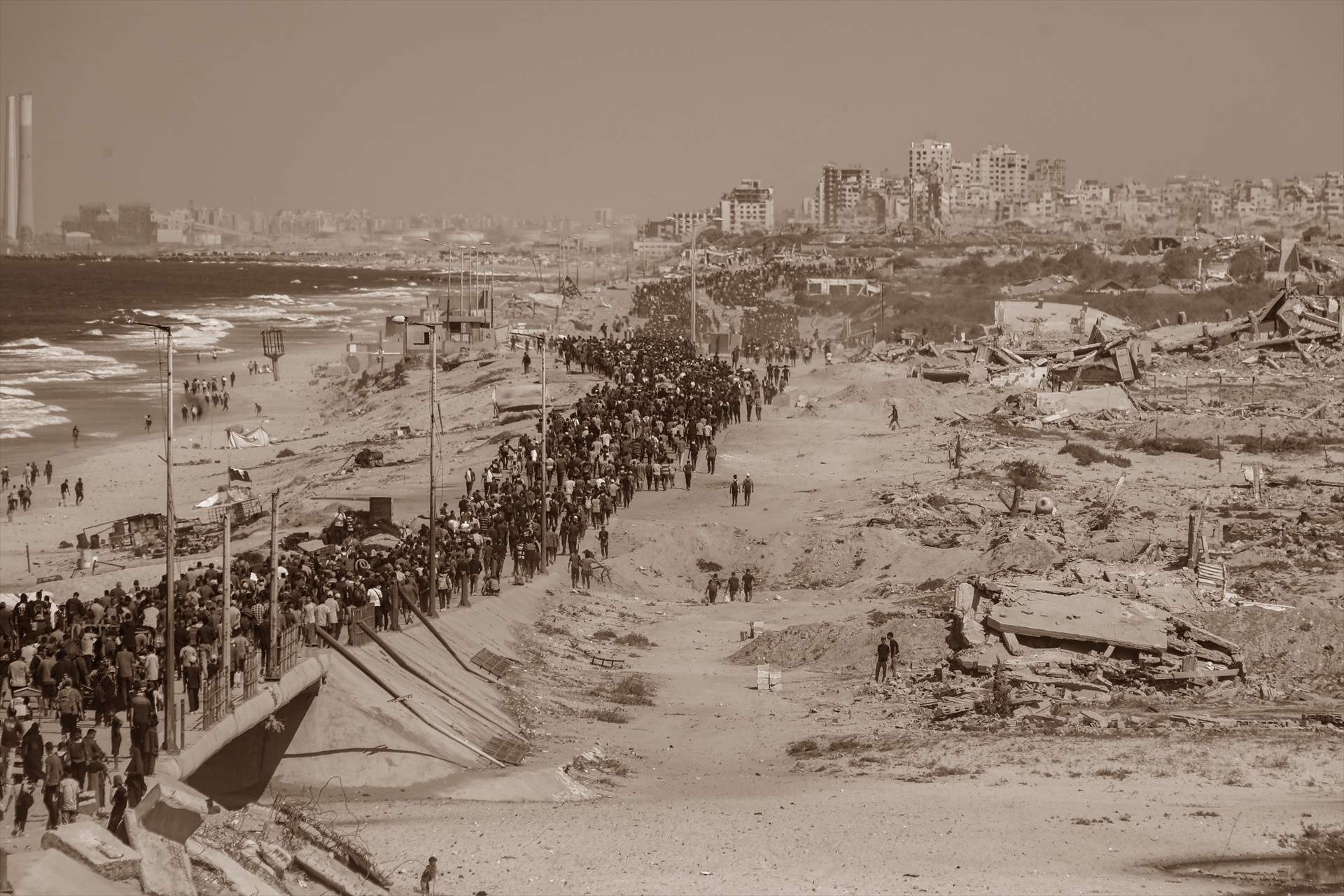 El ‘río de la esperanza’, la imagen de la paz en Gaza que riega las portadas (con permiso de Corina Machado)