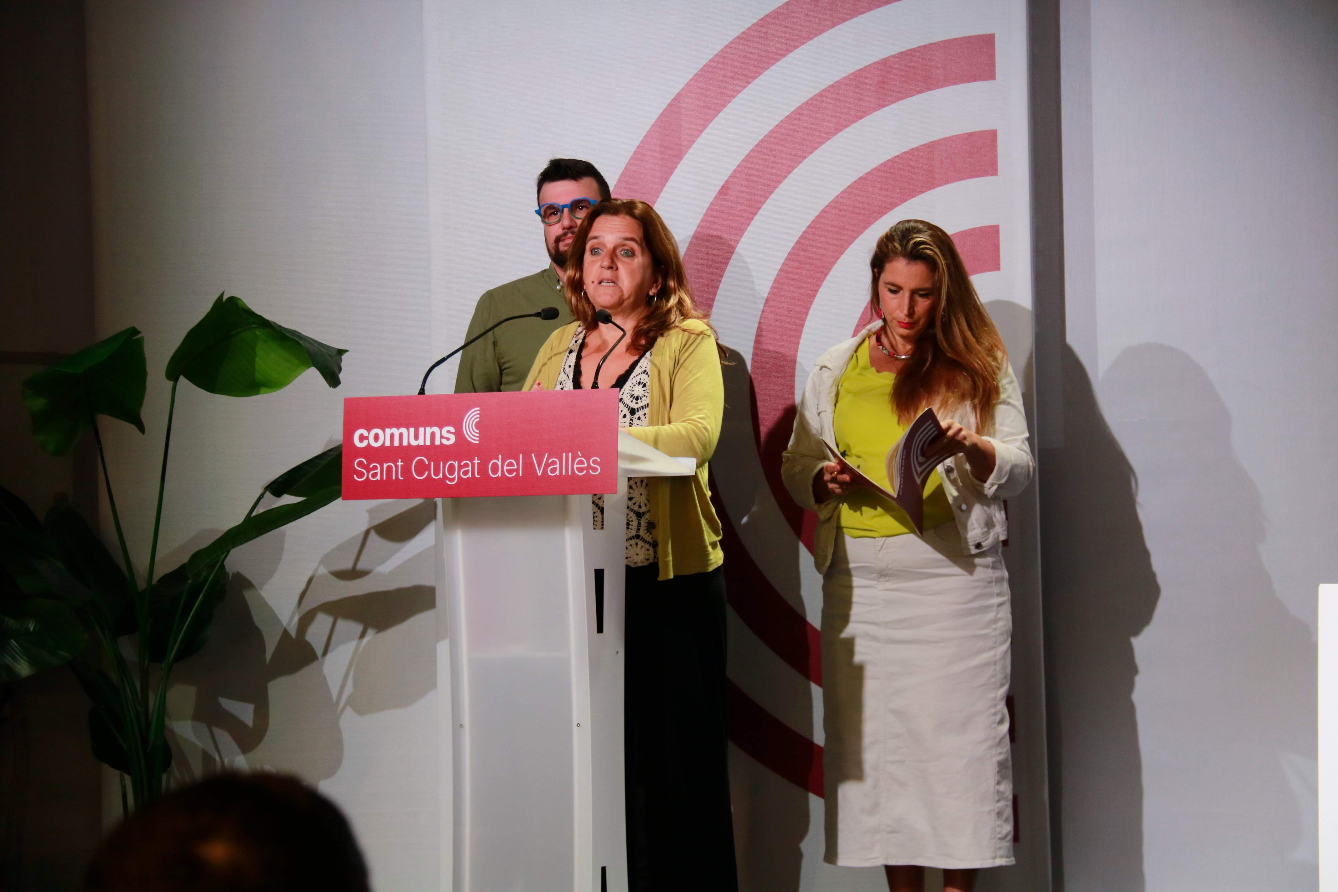 Los Comuns exigen a Illa actuar ya en vivienda y avisan de que no negociarán los presupuestos