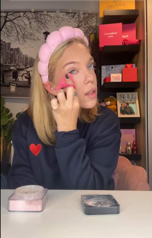 Clausii, Tiktoker de belleza de Bcn TikTok Clausii, Tiktoker de belleza de Bcn TikTok