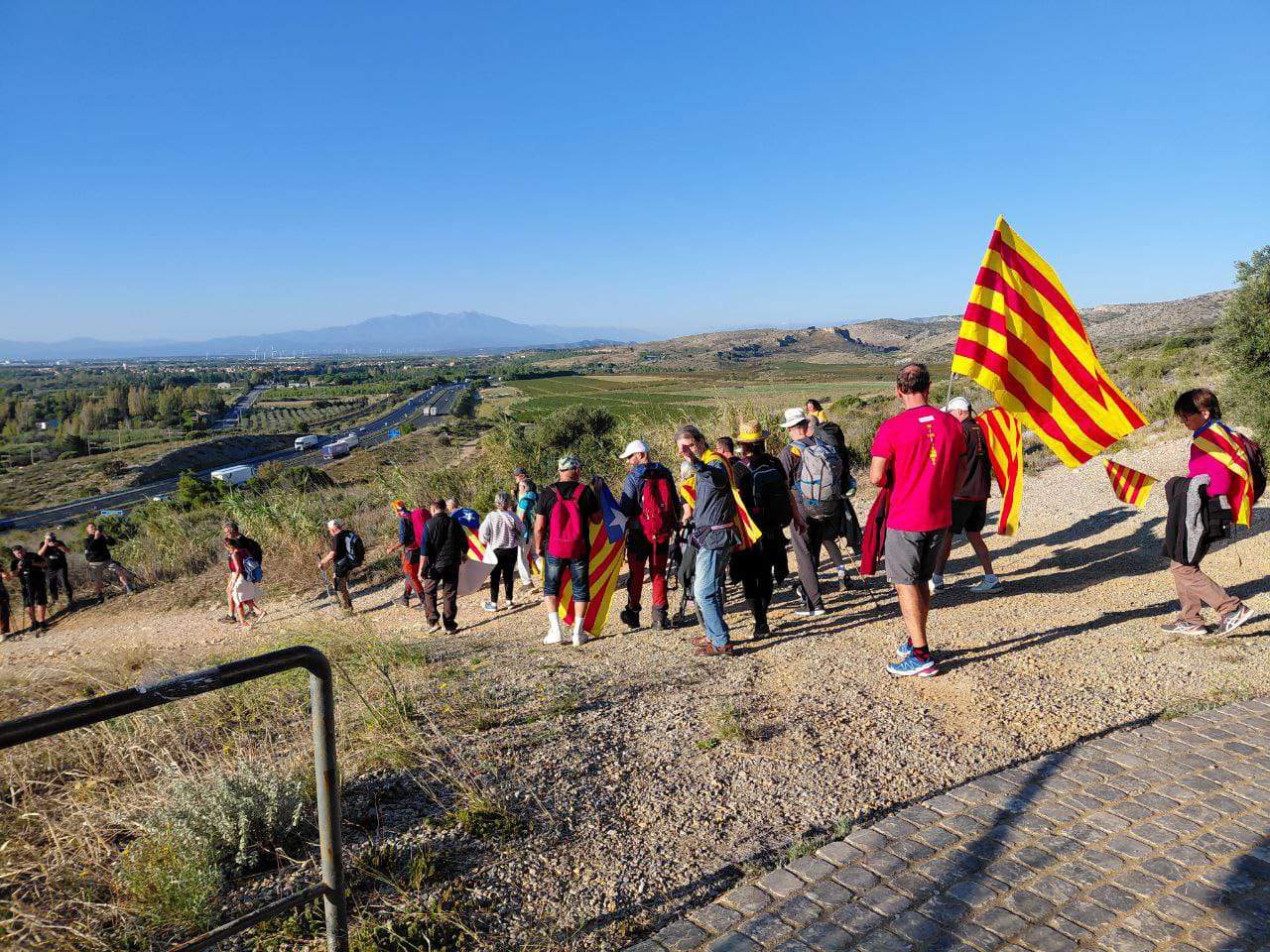 Arrenca la Caminada per la Llibertat des de Salses per reivindicar la DUI del 27 d’octubre