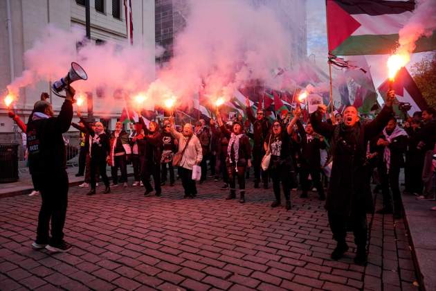 EuropaPress 7020818 11 october 2025 norway oslo pro palestine protesters march through oslo