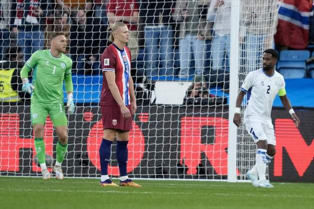EuropaPress 7021108 11 october 2025 norway oslo norways erling haaland misses penalty during