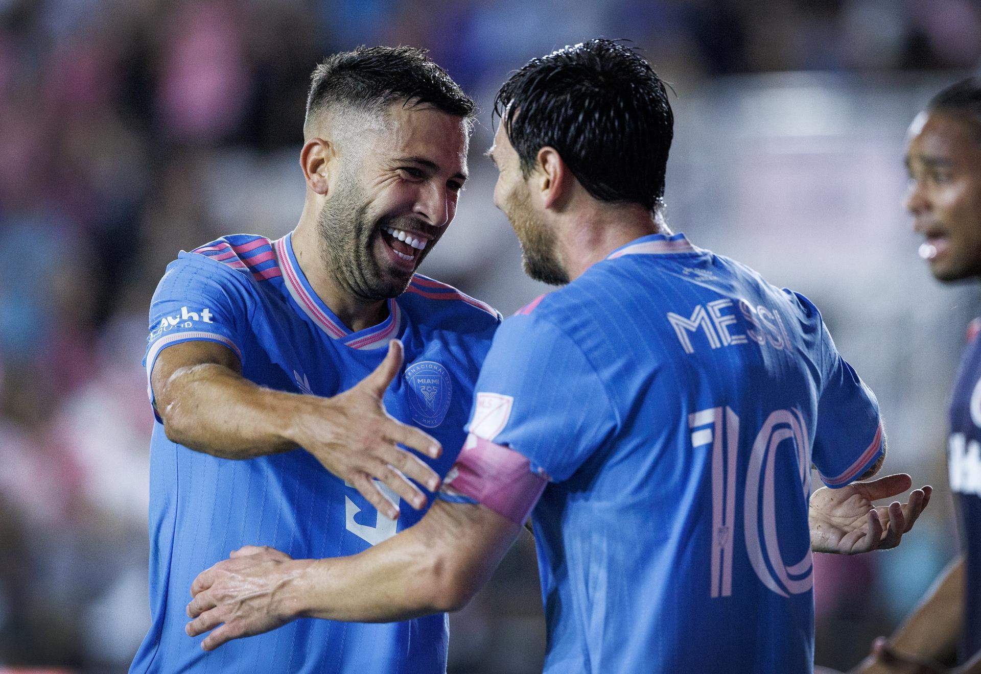 Increíble recital de Leo Messi con el Inter Miami para homenajear a Jordi Alba