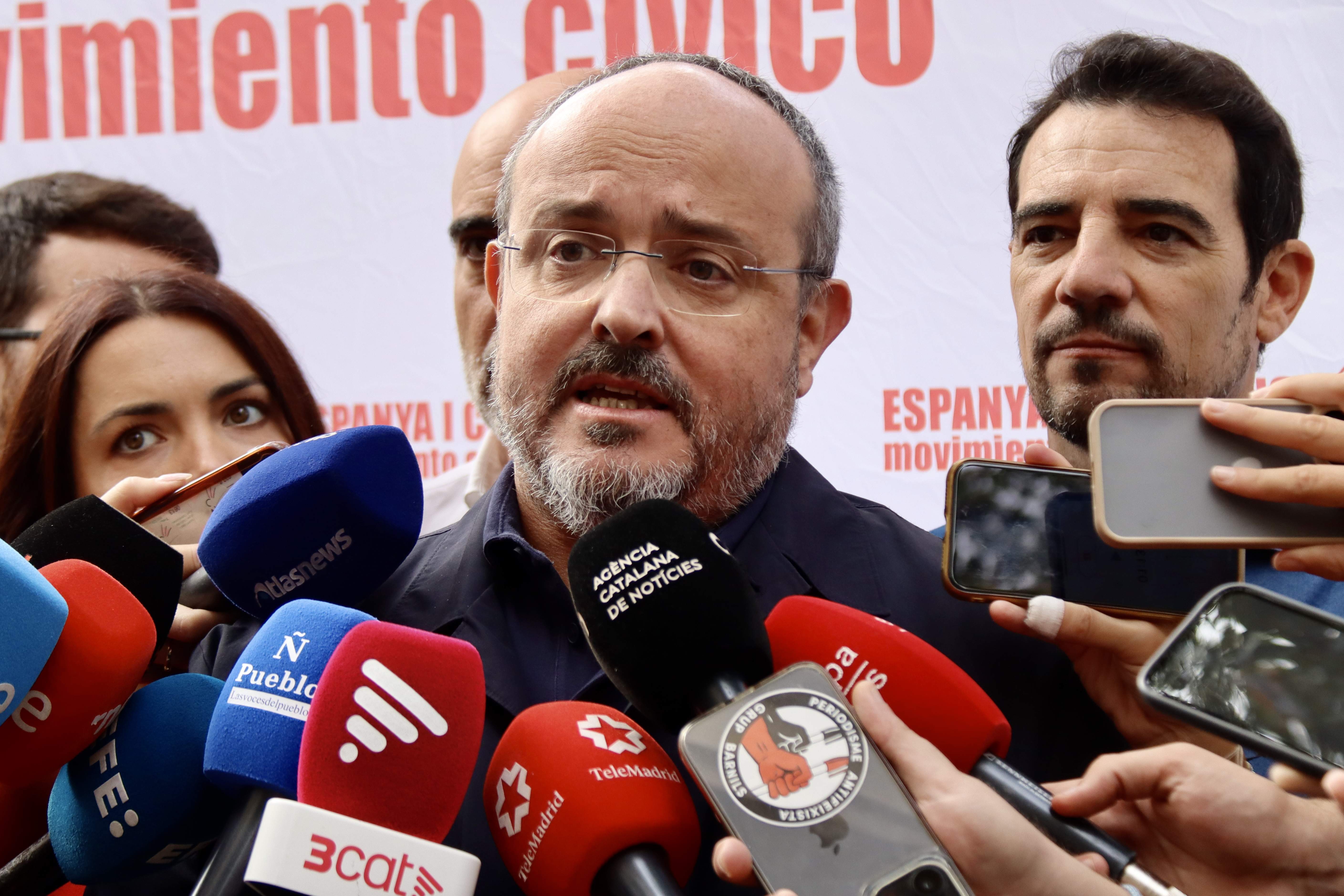 El PPC apela a la hermandad con América Latina mientras Vox acusa al PSC de “desnacionalizar” Catalunya