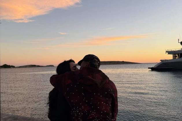 El petó de Lamine Yamal i Nicki Nicole   Instagram