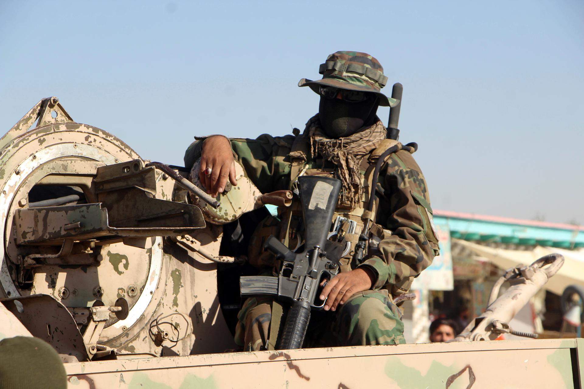Decenas de muertos por enfrentamientos armados en la frontera entre Pakistán y Afganistán
