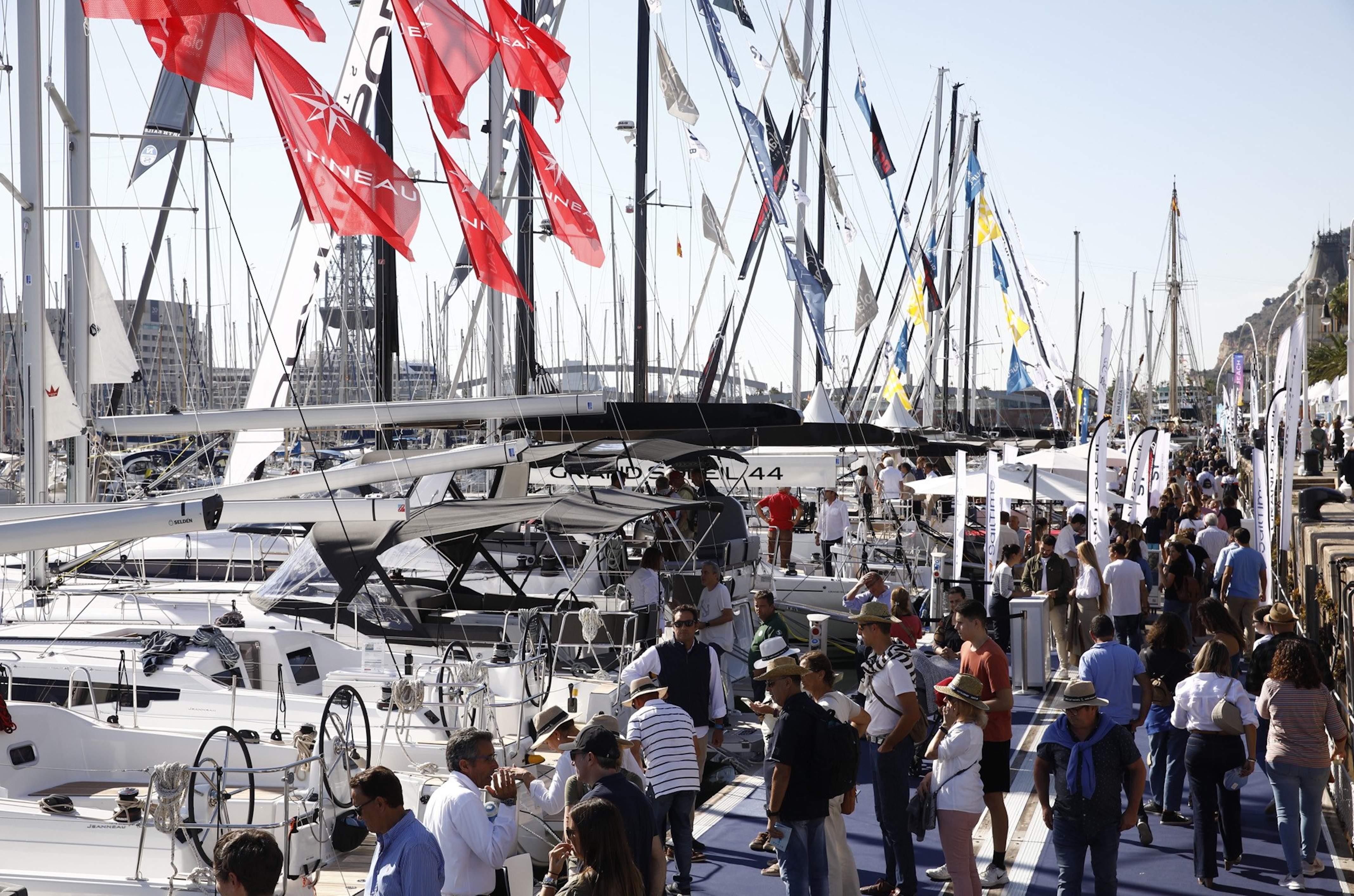 El Saló Nàutic de Barcelona cierra sus puertas con 18.000 visitantes y muchas novedades