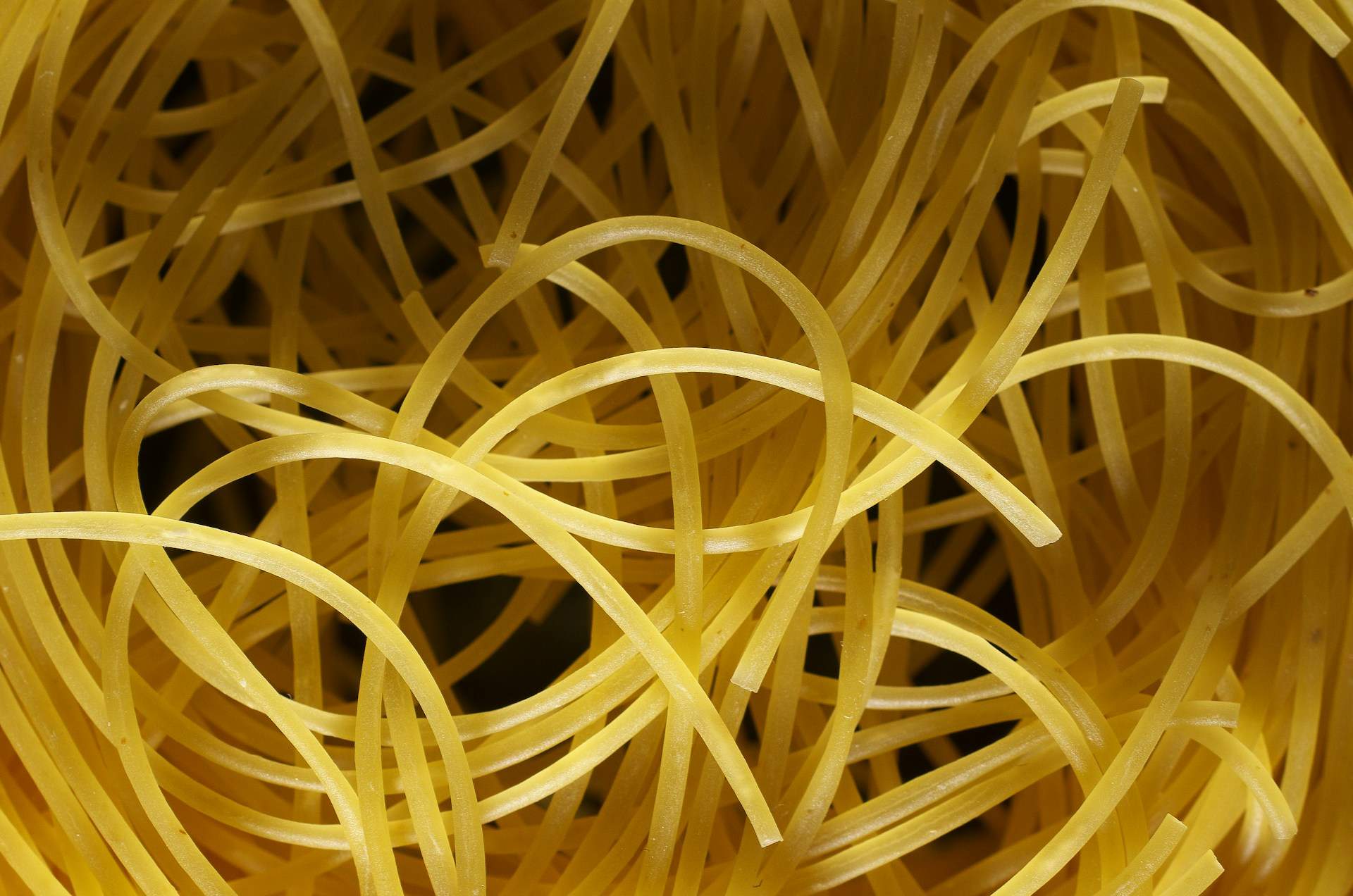 ¿Por qué la pasta nunca debe romperse al meterla en la olla? Lo aclaran los italianos