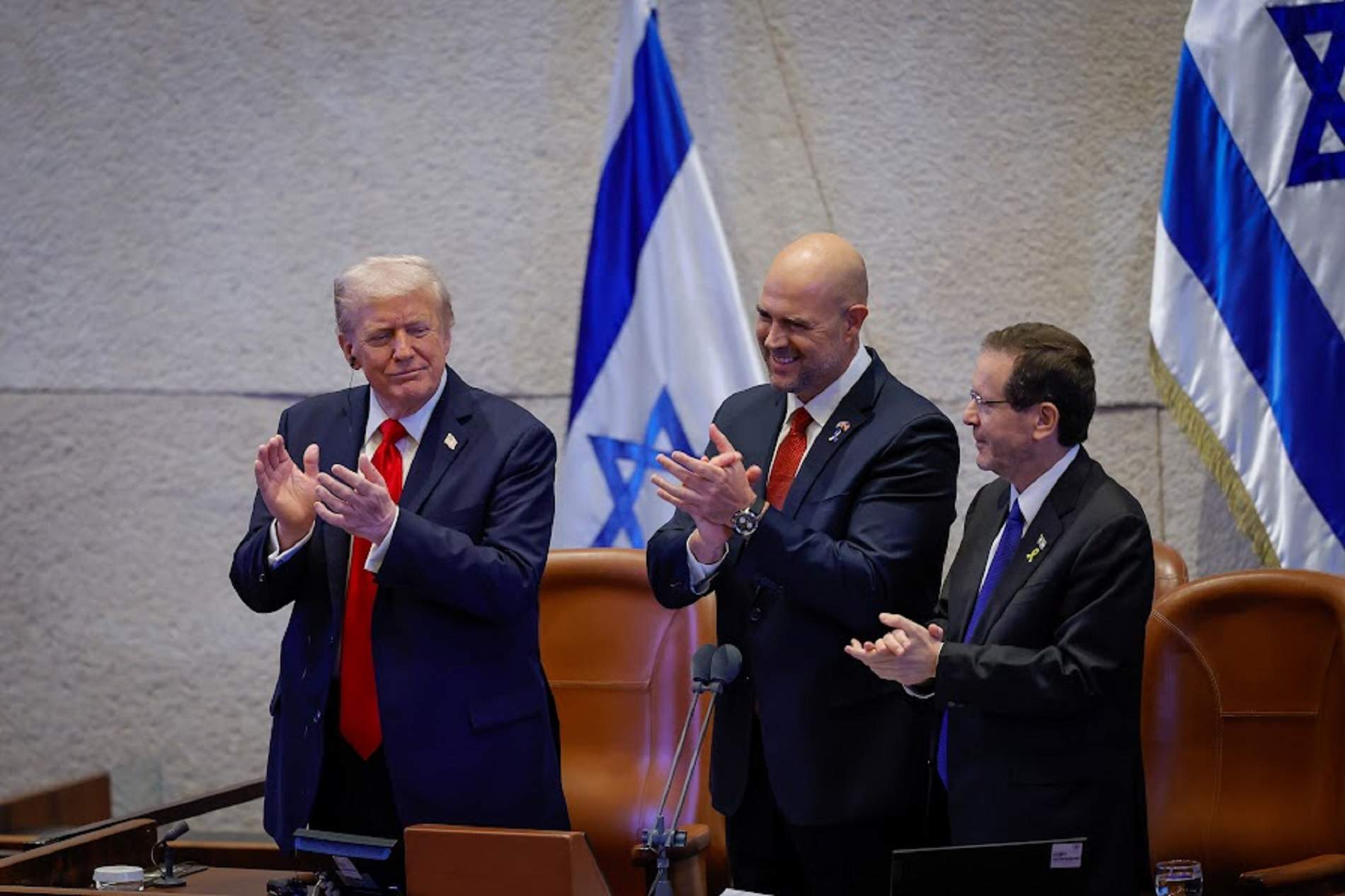 Bany de masses de Trump al Parlament d'Israel: "El millor amic que mai el país ha tingut a la Casa Blanca"