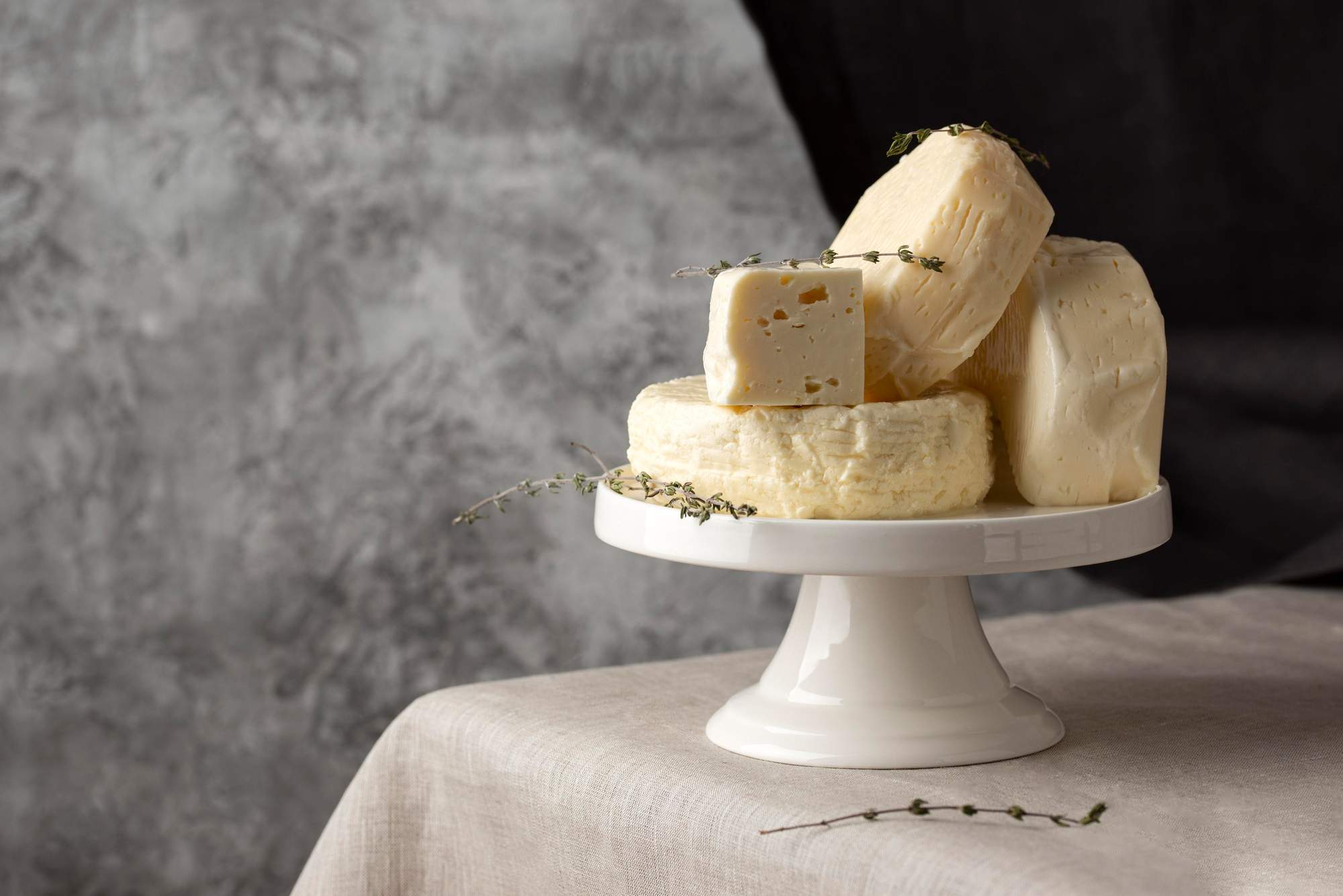 El queso que cuesta a más de 1.000 euros el kilo: viene de Serbia y es rarísimo