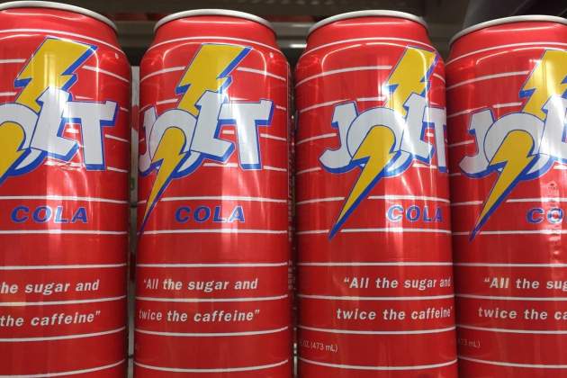 Latas de Jolt Cola / Foto: Unsplash Latas de Jolt Cola / Foto: Unsplash