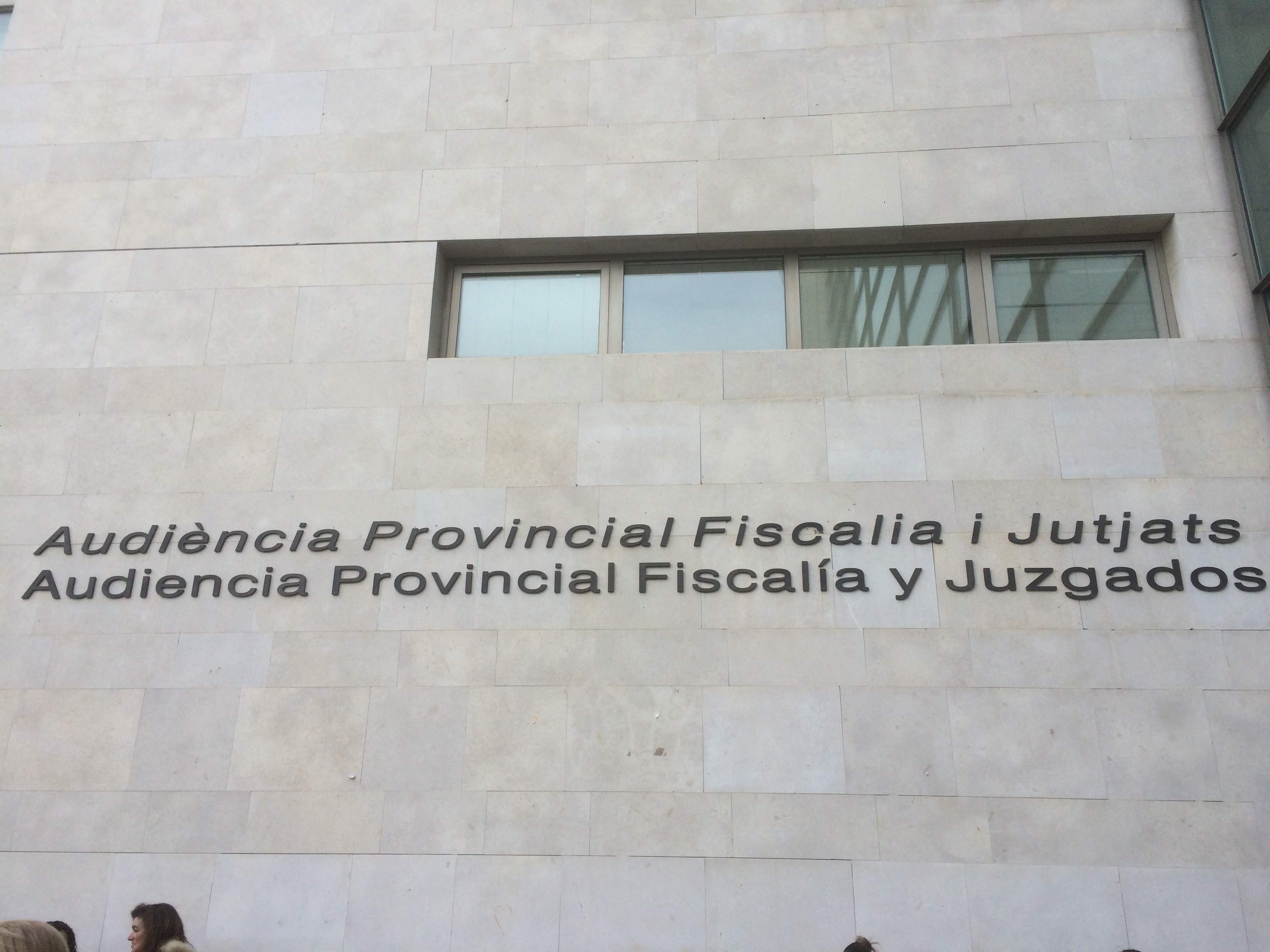 El juez abre juicio oral al hermano de Ximo Puig por subvenciones para el fomento del valenciano