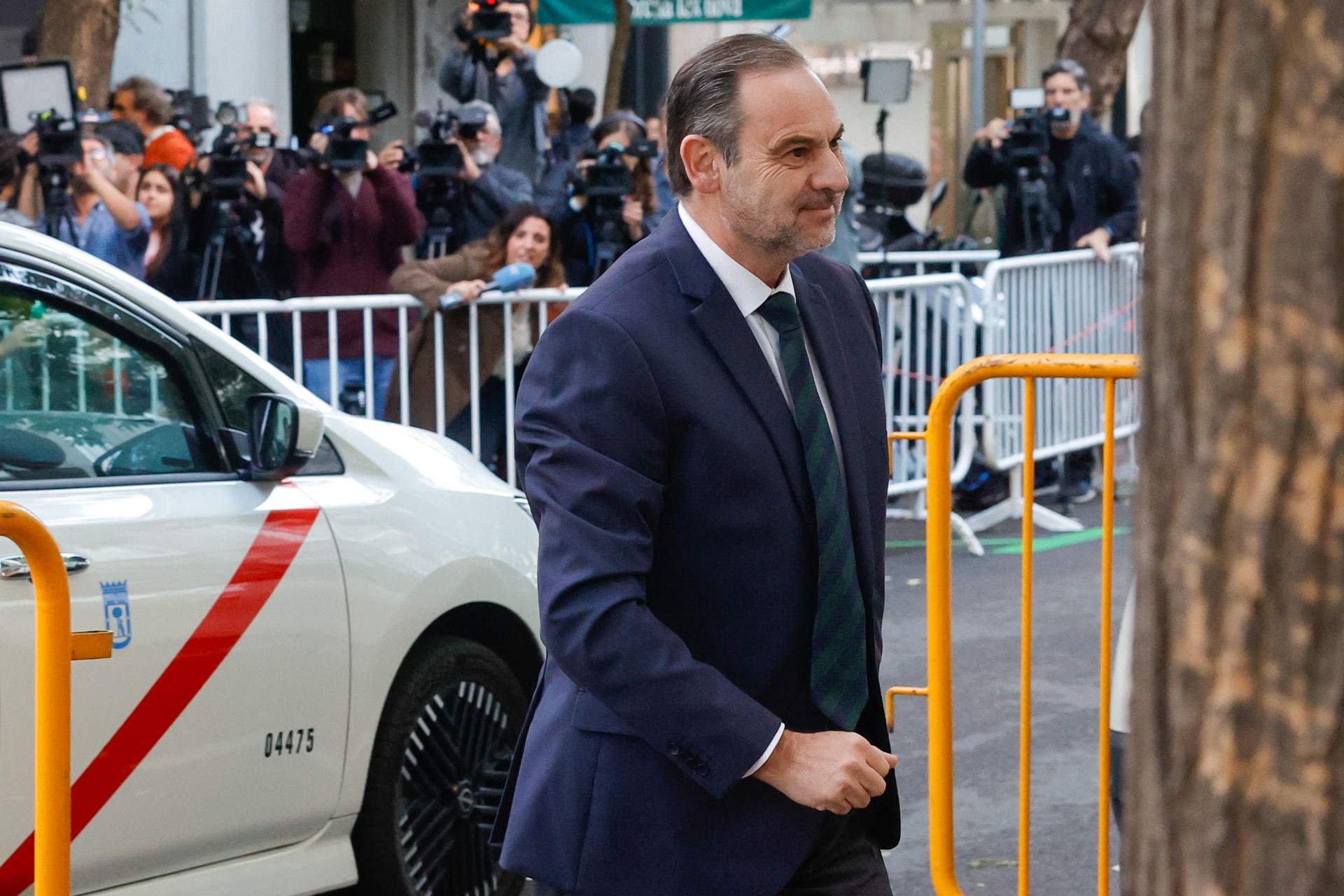Ábalos s’acull al dret a no declarar davant del jutge i la Fiscalia no demana presó
