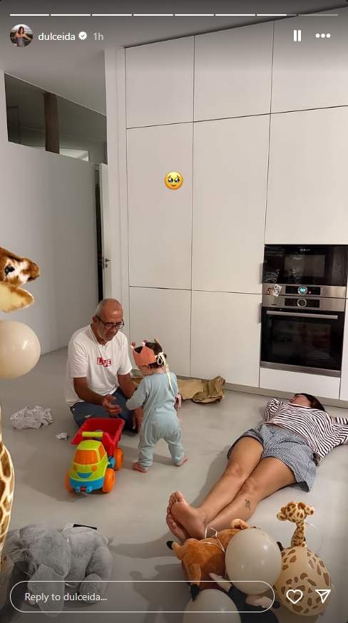 Així s'ha despertat l'Aria, per celebrar el seu primer any de vida Instagram Así se ha despertado Aria, para celebrar su primer año de vida Instagram