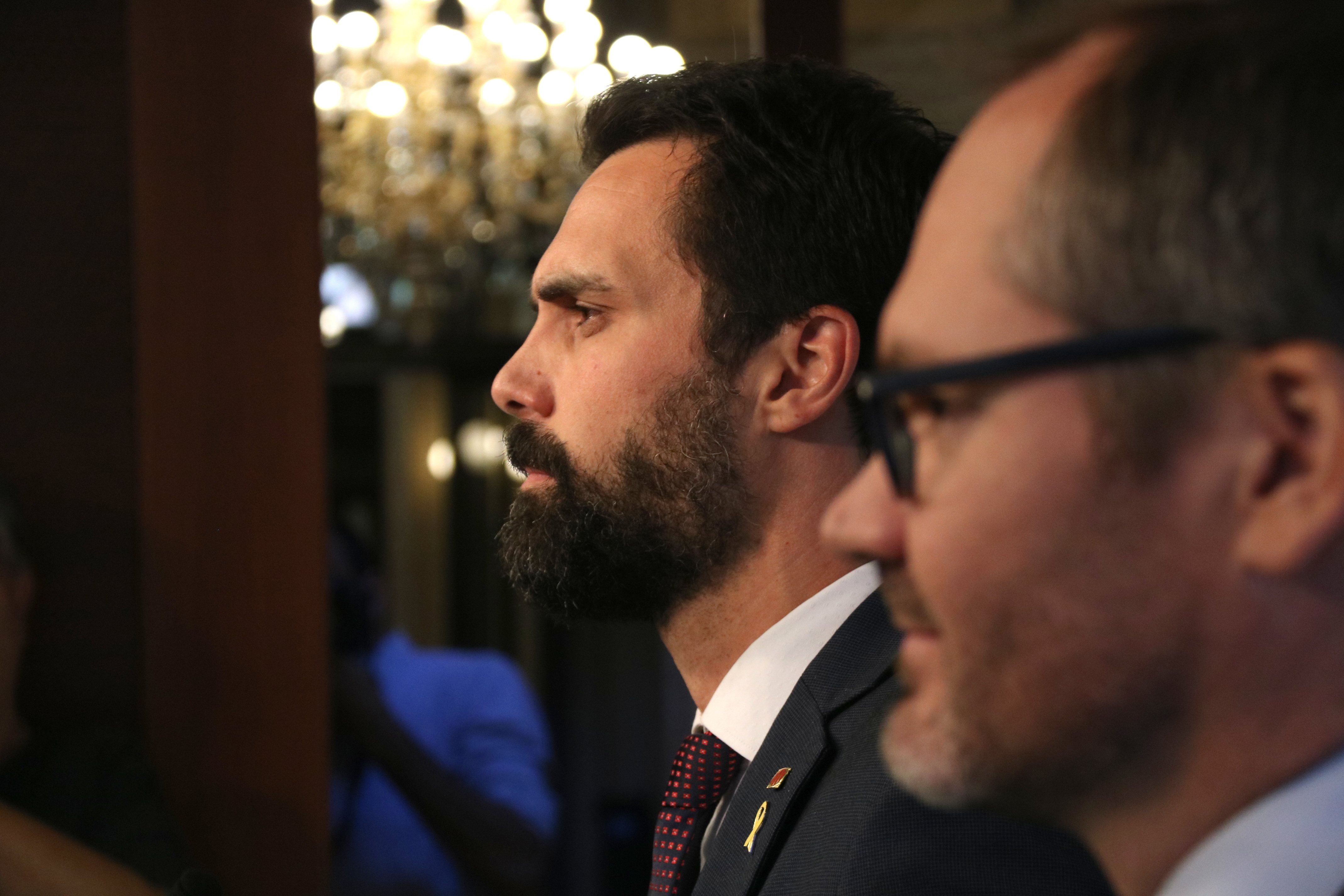 JxCat i ERC acorden dur al ple la suspensió: "Decidiran els 135 diputats, no el jutge"