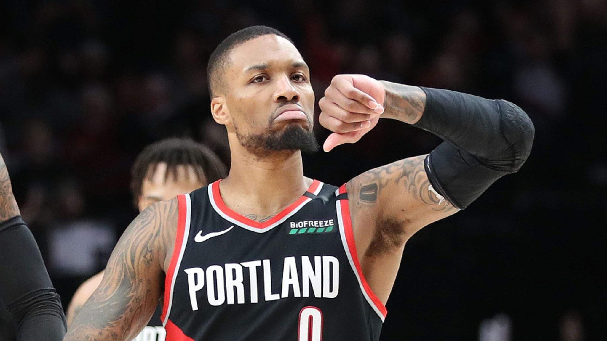 Damian Lillard cambia la cancha por el micrófono: su carrera musical sorprende a la NBA